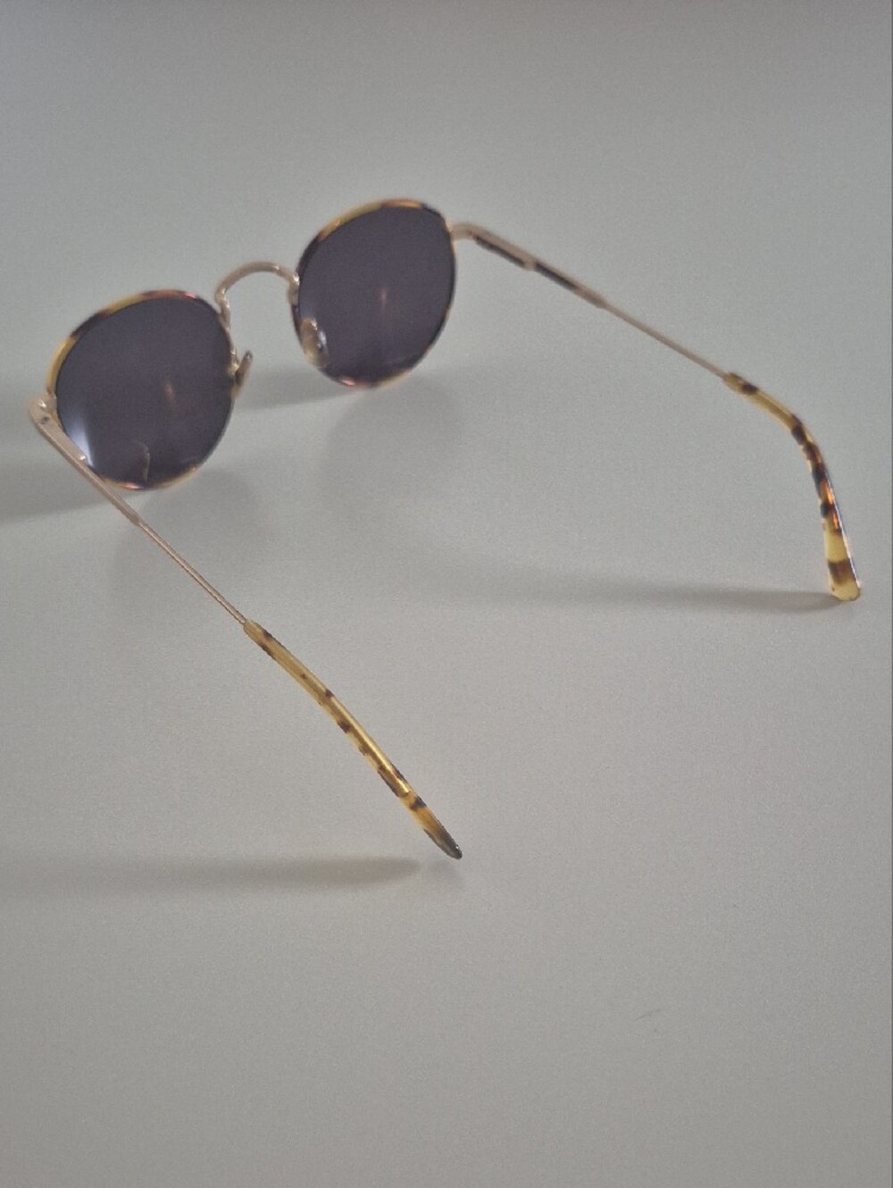 NWOT Crap Eyewear - Round Light Tortoiseshell Frame Sunglasses with Gold Accents - Picture 11 of 16